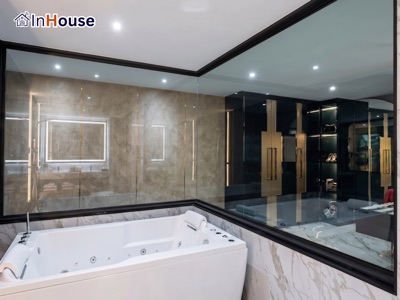 P Residence ติดตั้งฟิล์มไฟฟ้า Smart Film ห้องน้ำกระจก Sexy Bathroom บ้านพักอาศัย