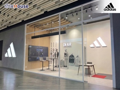 Luxury Showroom Jewelry Watch Art Gallery Adidas Originals Flagship · Wai Artisan ฟิล์มไฟฟ้า Smart Film กระจกฝ้าไฟฟ้า Smart Glass · InHouse