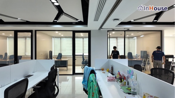 Advanced Digital – ผสานความคล่องตัวและภาพลักษณ์สไตล์โมเดิร์น ติดตั้งฟิล์มไฟฟ้า โดย InHouse Technology