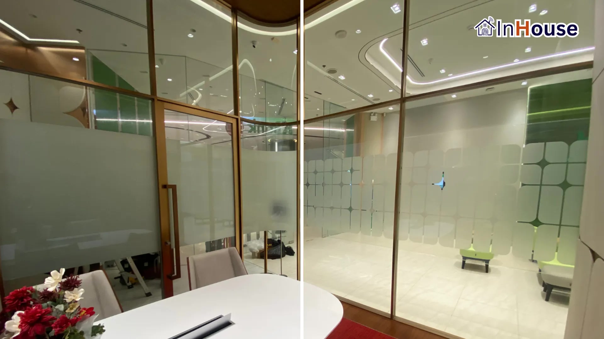 ผลงานติดตั้งฟิล์มไฟฟ้า KBank Wisdom – โซนบริการลูกค้า โดย InHouse Technology