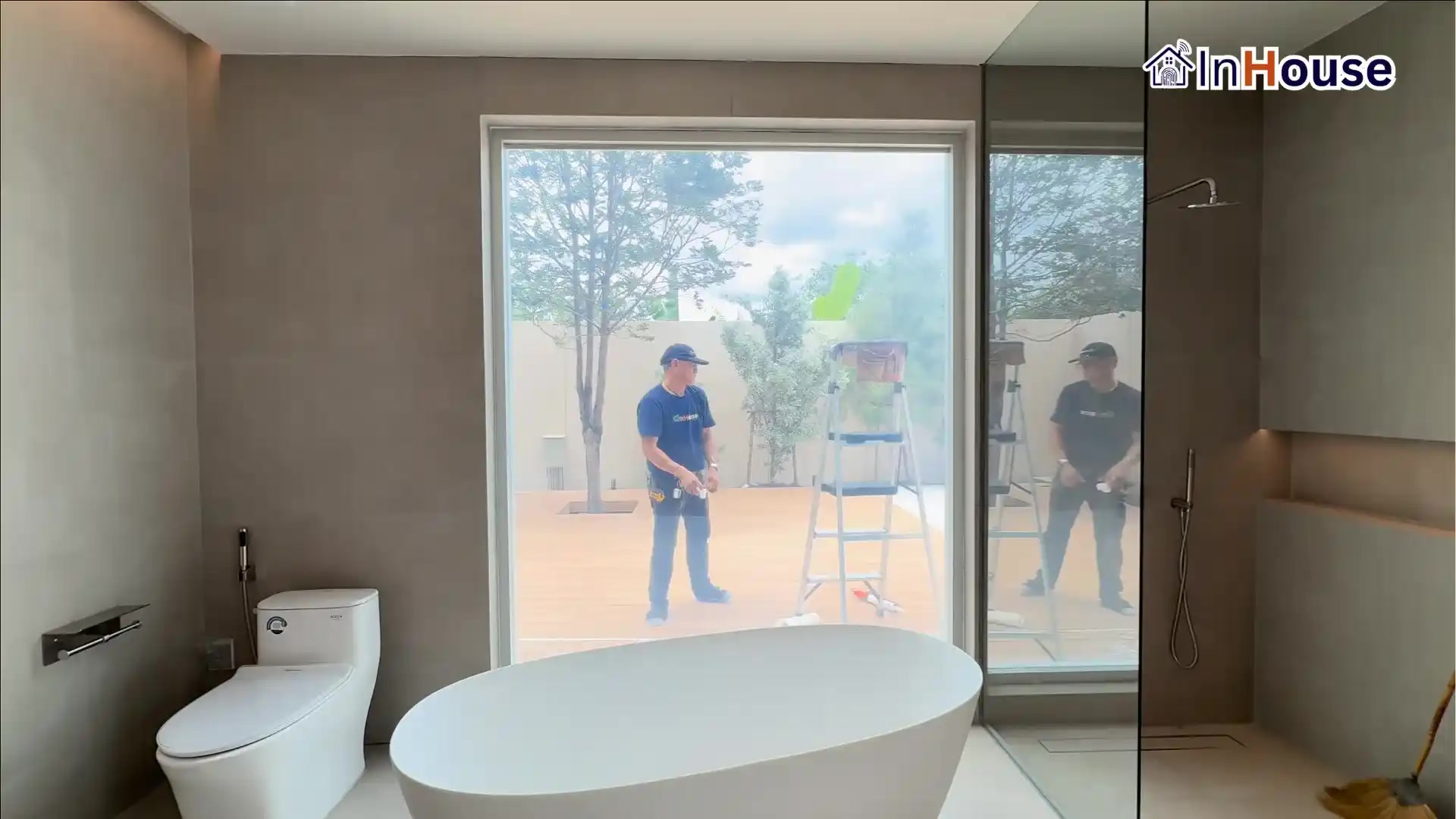 ผลงานติดตั้งฟิล์มไฟฟ้า คุณแคป (รามคำแหง) – Smart Bathroom โดย InHouse Technology