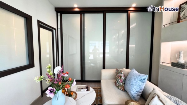 คุณกิม (Supalai Ville Ratchaphruek) – Smart Room Multifunction ติดตั้งฟิล์มไฟฟ้า โดย InHouse Technology