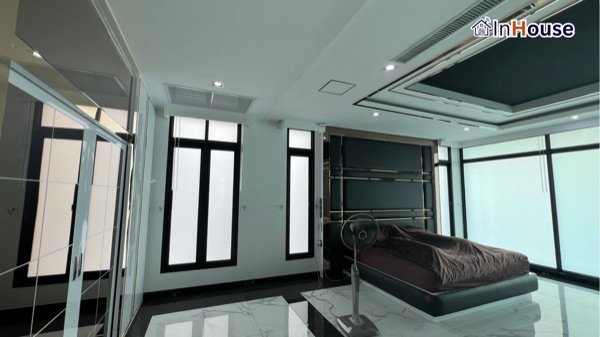 คุณปั้น (Myanmar) – Private Residence Smart Glass Project ติดตั้งฟิล์มไฟฟ้า โดย InHouse Technology