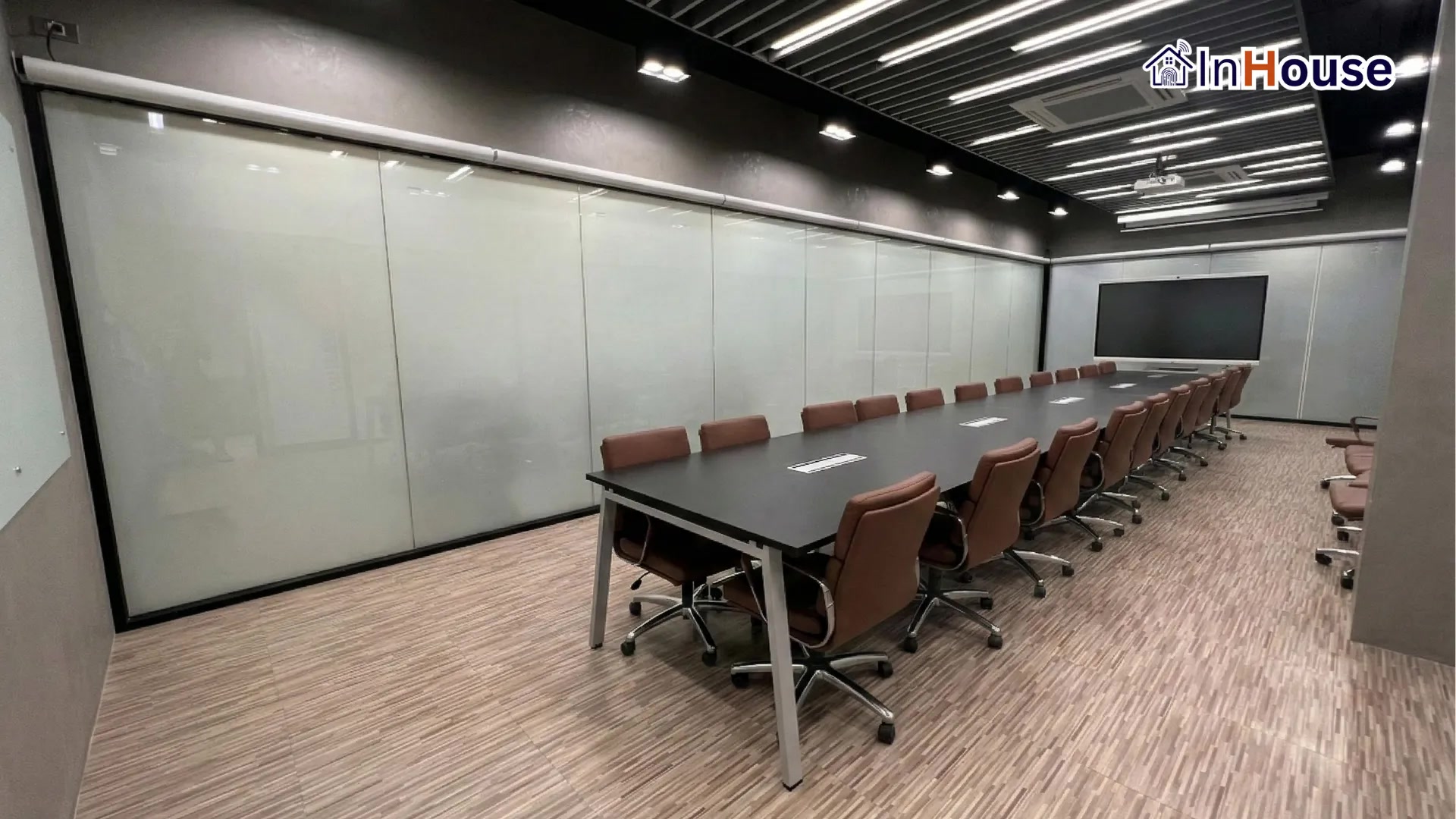 ศูนย์ราชการ นนทบุรี – Smart Control Room Privacy