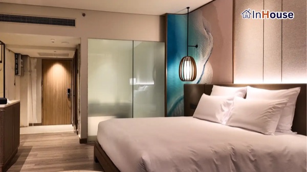 Pullman Hotel – Luxury Hotel Bathroom ติดตั้งฟิล์มไฟฟ้า โดย InHouse Technology
